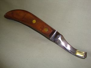 AB The Knife - Long Handle Hoof Knife